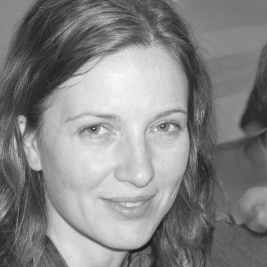 Indie Ravencroft, Corporate Finance Specialist